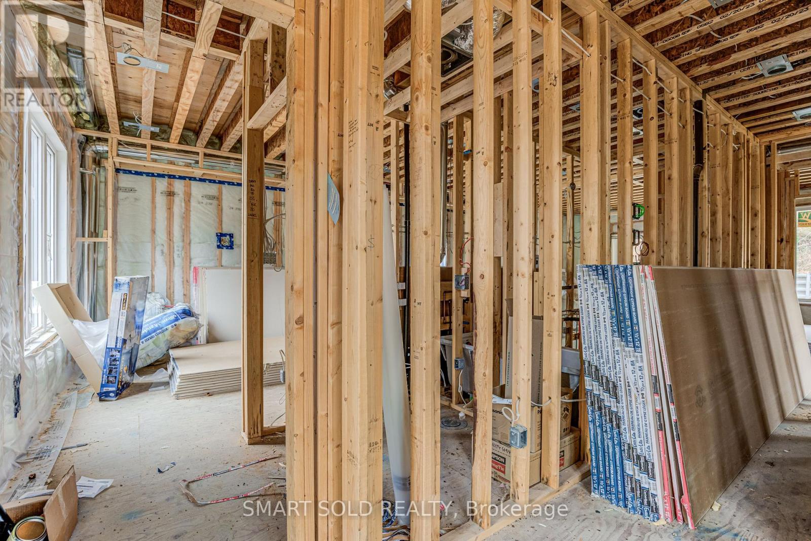 4 Forty Third Street, Toronto, Ontario  M8W 3P6 - Photo 5 - W12581658