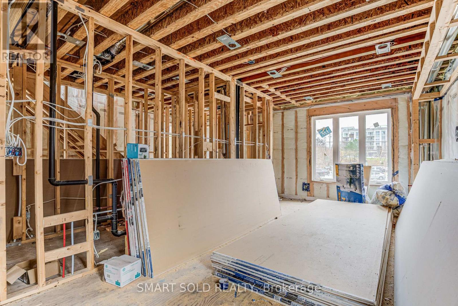 4 Forty Third Street, Toronto, Ontario  M8W 3P6 - Photo 9 - W12581658