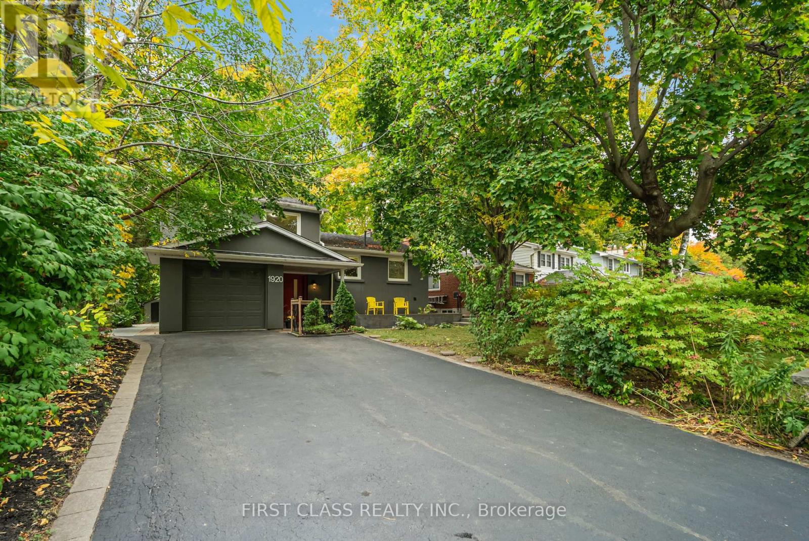 MAIN - 1920 TRUSCOTT DRIVE, Mississauga, Ontario