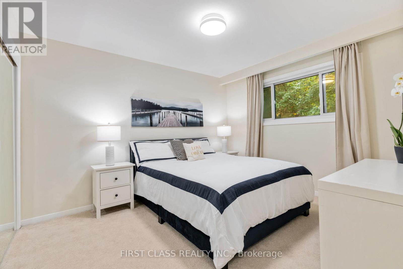 Main - 1920 Truscott Drive, Mississauga, Ontario  L5J 2A2 - Photo 23 - W12581666