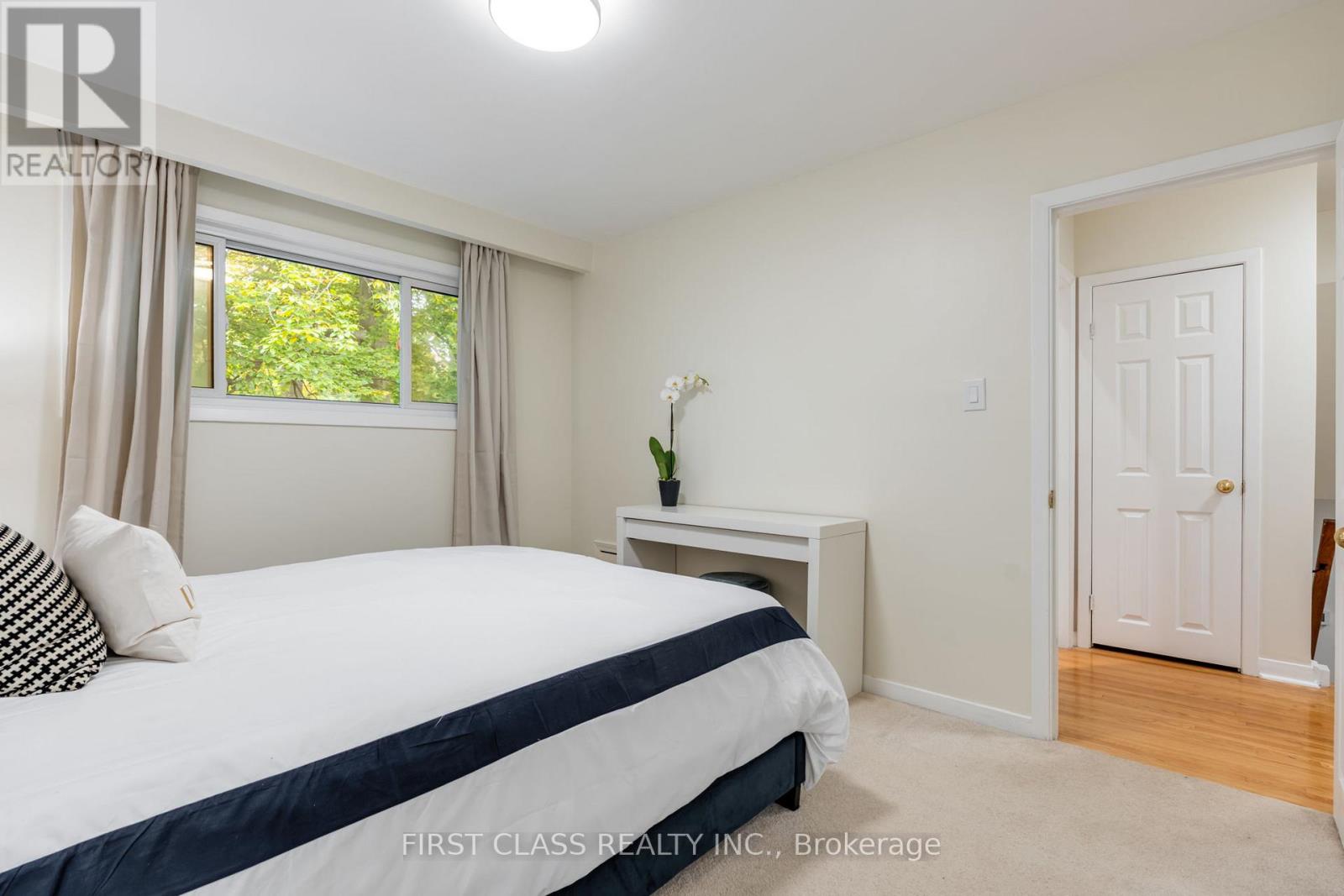 Main - 1920 Truscott Drive, Mississauga, Ontario  L5J 2A2 - Photo 24 - W12581666