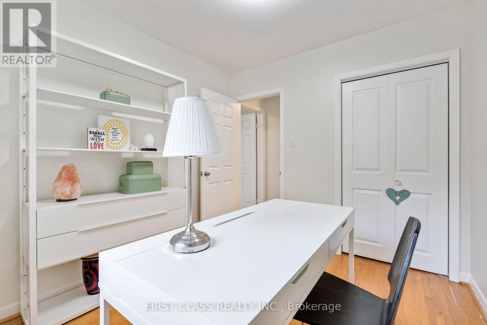 Main - 1920 Truscott Drive, Mississauga, Ontario  L5J 2A2 - Photo 27 - W12581666