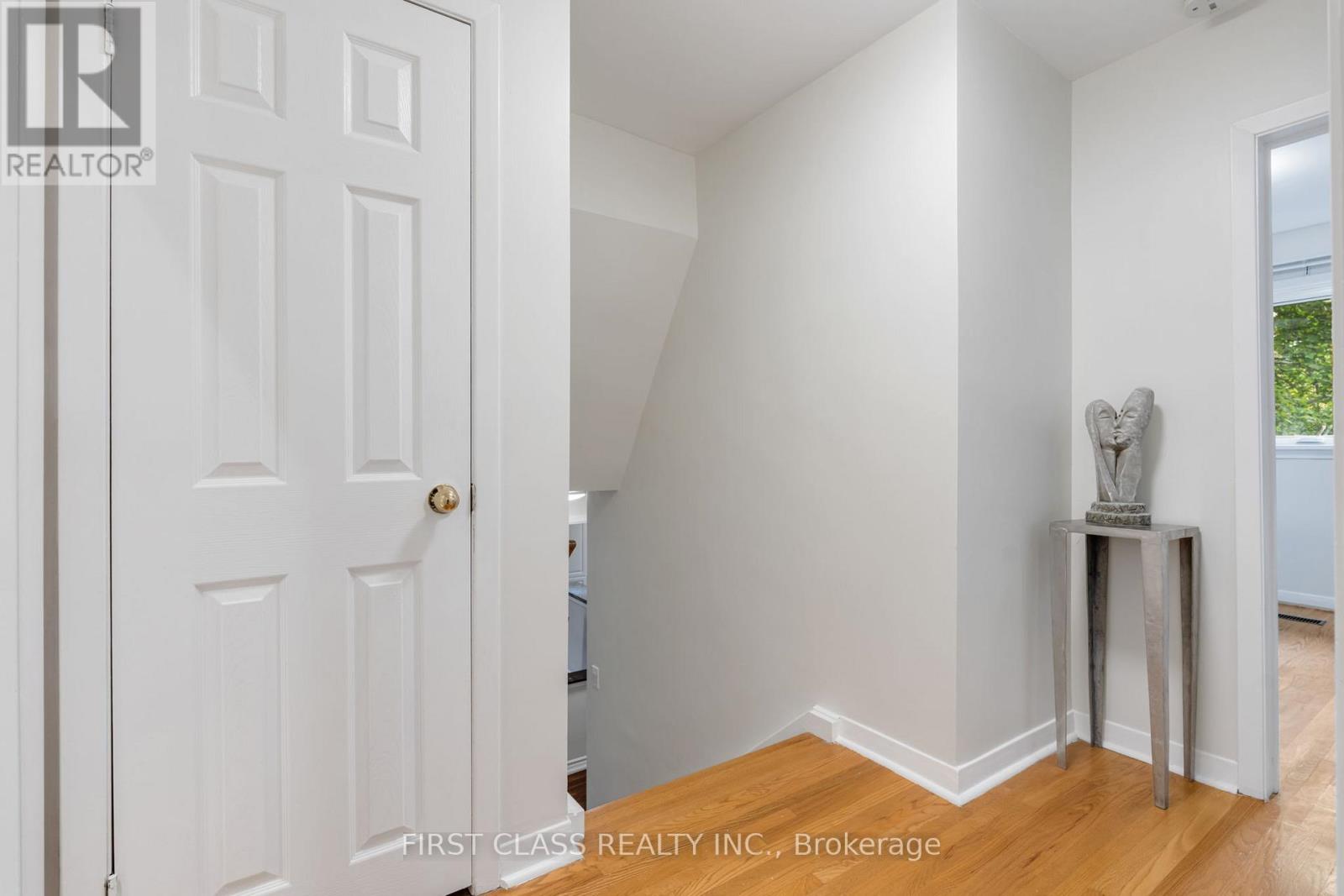 Main - 1920 Truscott Drive, Mississauga, Ontario  L5J 2A2 - Photo 34 - W12581666