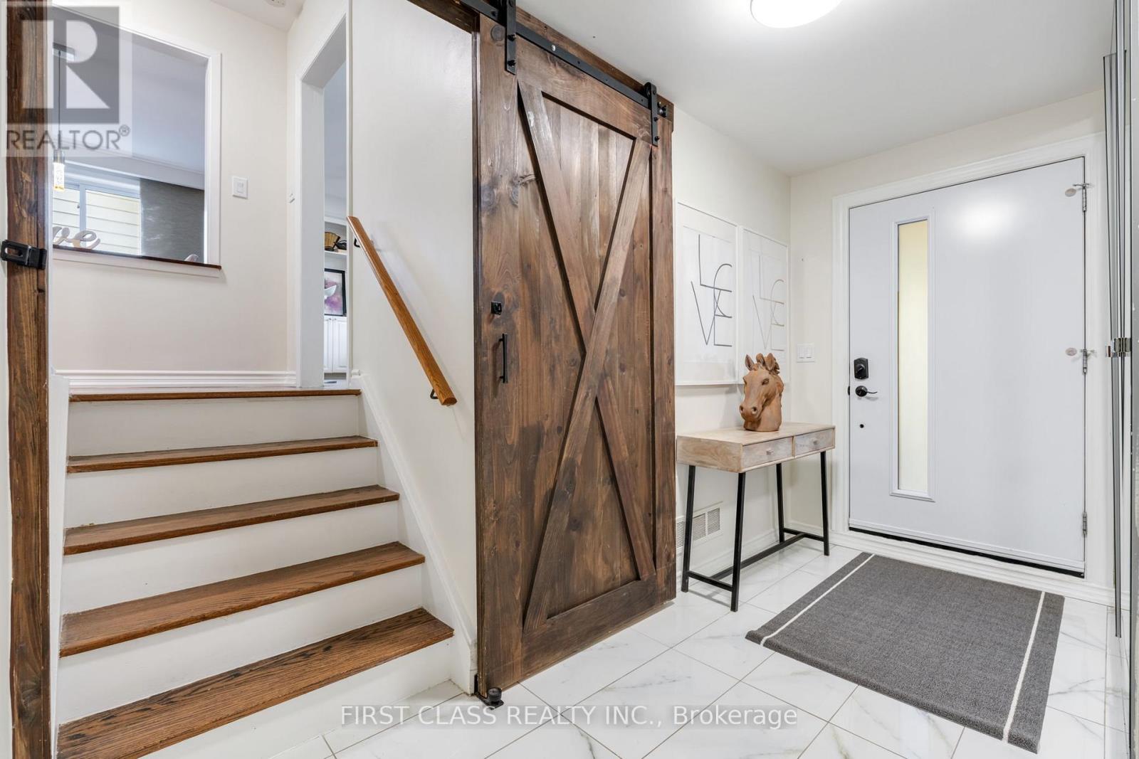 Main - 1920 Truscott Drive, Mississauga, Ontario  L5J 2A2 - Photo 6 - W12581666