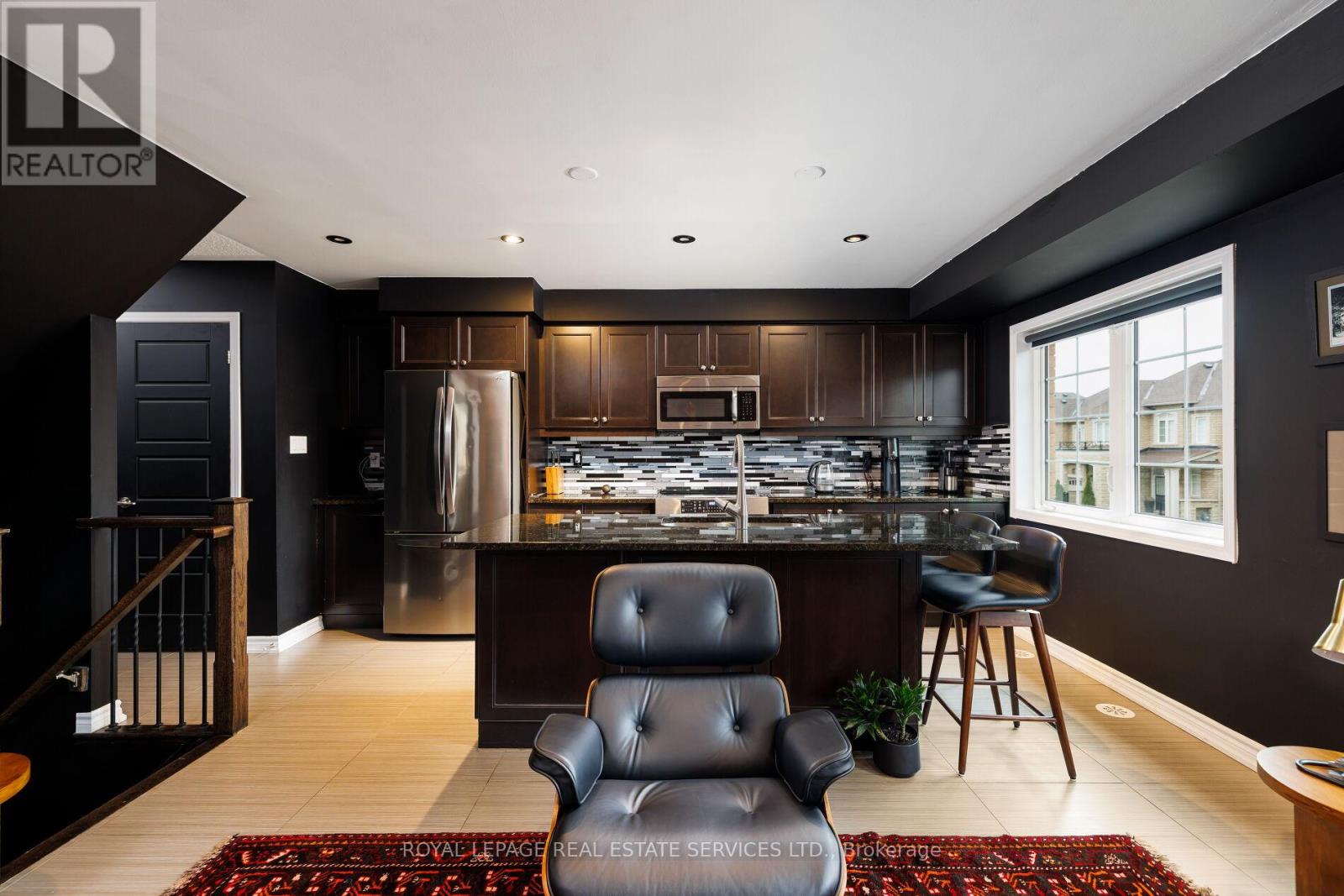 220 Sarah Cline Drive, Oakville, Ontario  L6M 0V3 - Photo 14 - W12581680