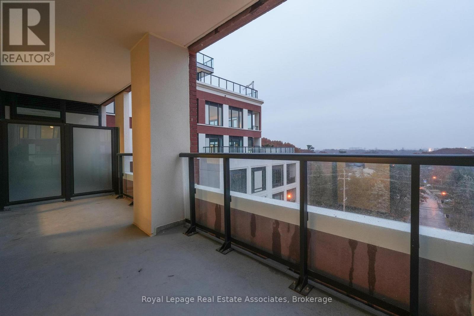 259 The Kingsway, Toronto, Ontario  M9A 0G2 - Photo 12 - W12581690