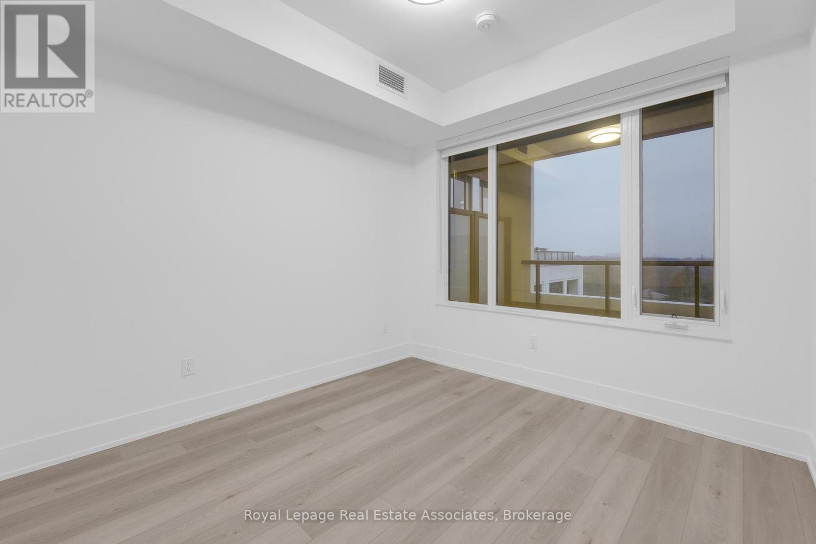 259 The Kingsway, Toronto, Ontario  M9A 0G2 - Photo 15 - W12581690