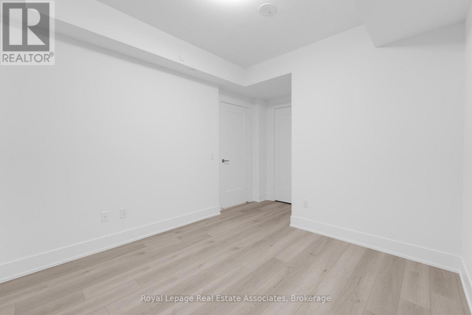 259 The Kingsway, Toronto, Ontario  M9A 0G2 - Photo 17 - W12581690