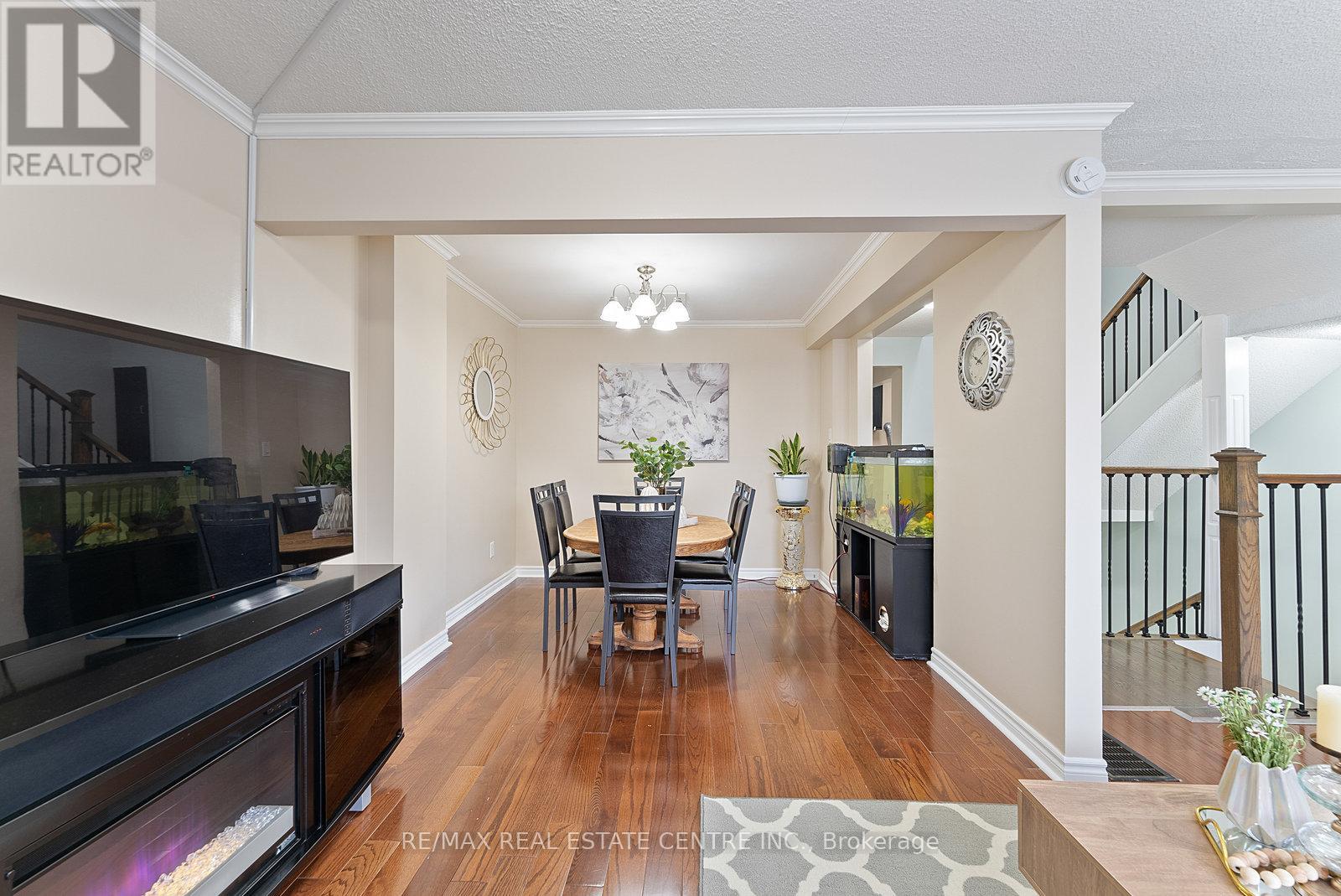 20 Ashton Crescent, Brampton, Ontario  L6S 3J9 - Photo 14 - W12581720