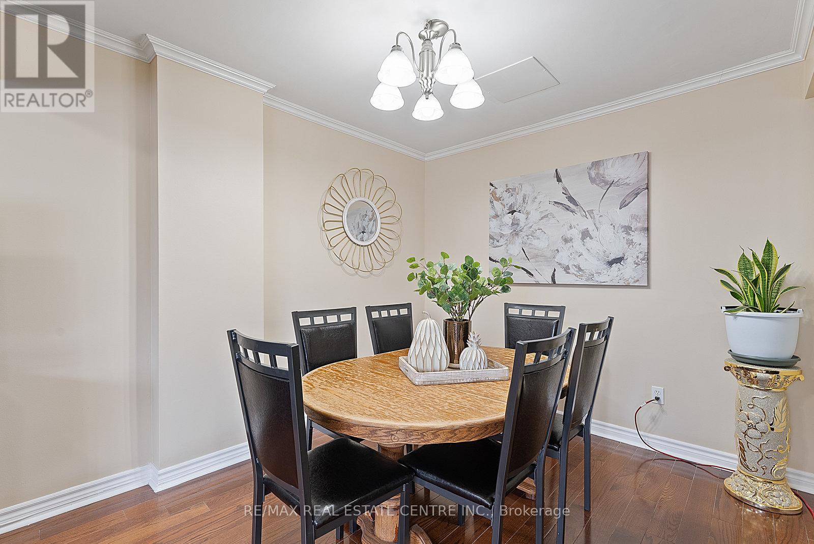 20 Ashton Crescent, Brampton, Ontario  L6S 3J9 - Photo 15 - W12581720