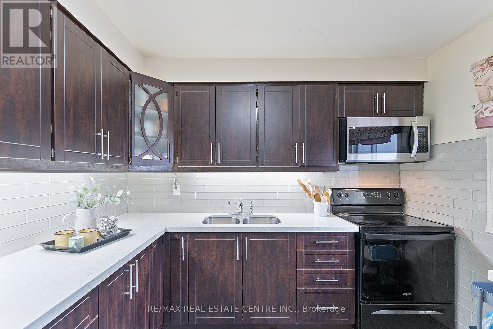 20 Ashton Crescent, Brampton, Ontario  L6S 3J9 - Photo 19 - W12581720