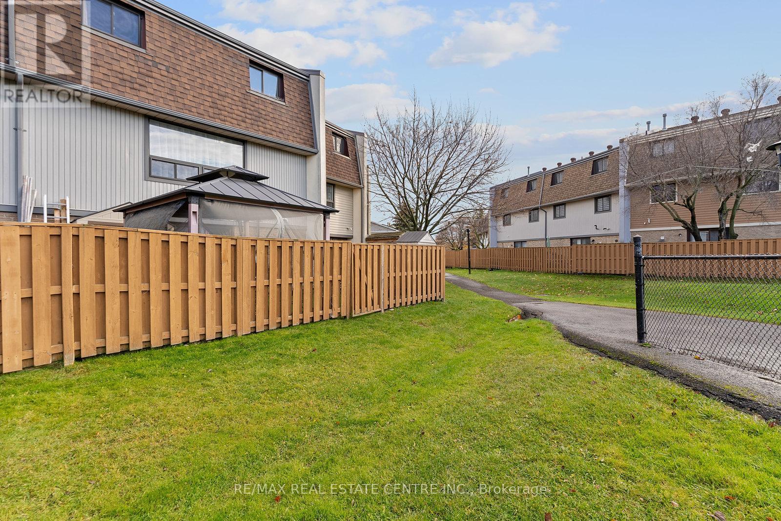 20 Ashton Crescent, Brampton, Ontario  L6S 3J9 - Photo 48 - W12581720