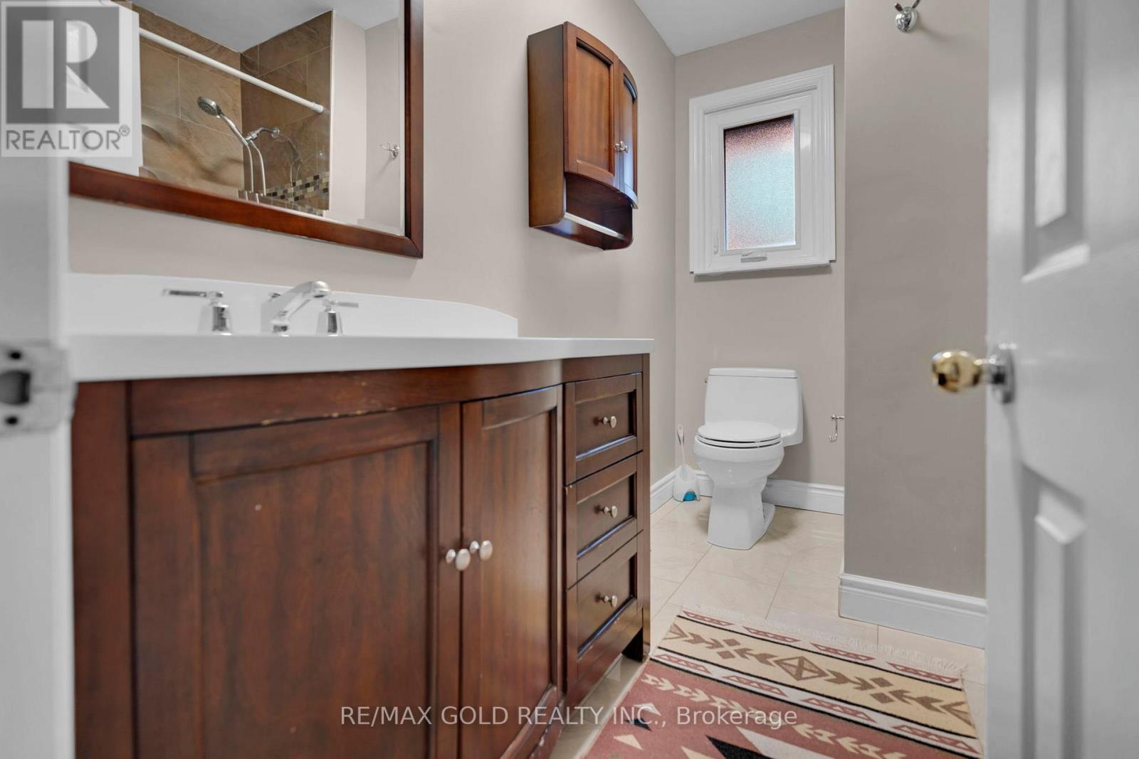 10 Eringate Road, Brampton, Ontario  L6T 3H5 - Photo 12 - W12581722