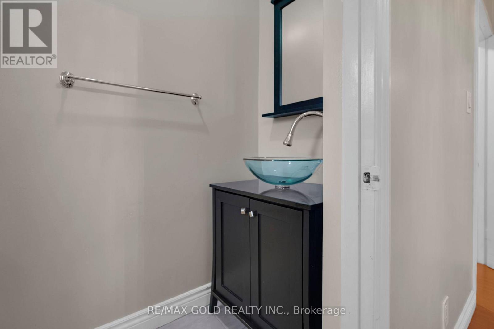 10 Eringate Road, Brampton, Ontario  L6T 3H5 - Photo 16 - W12581722