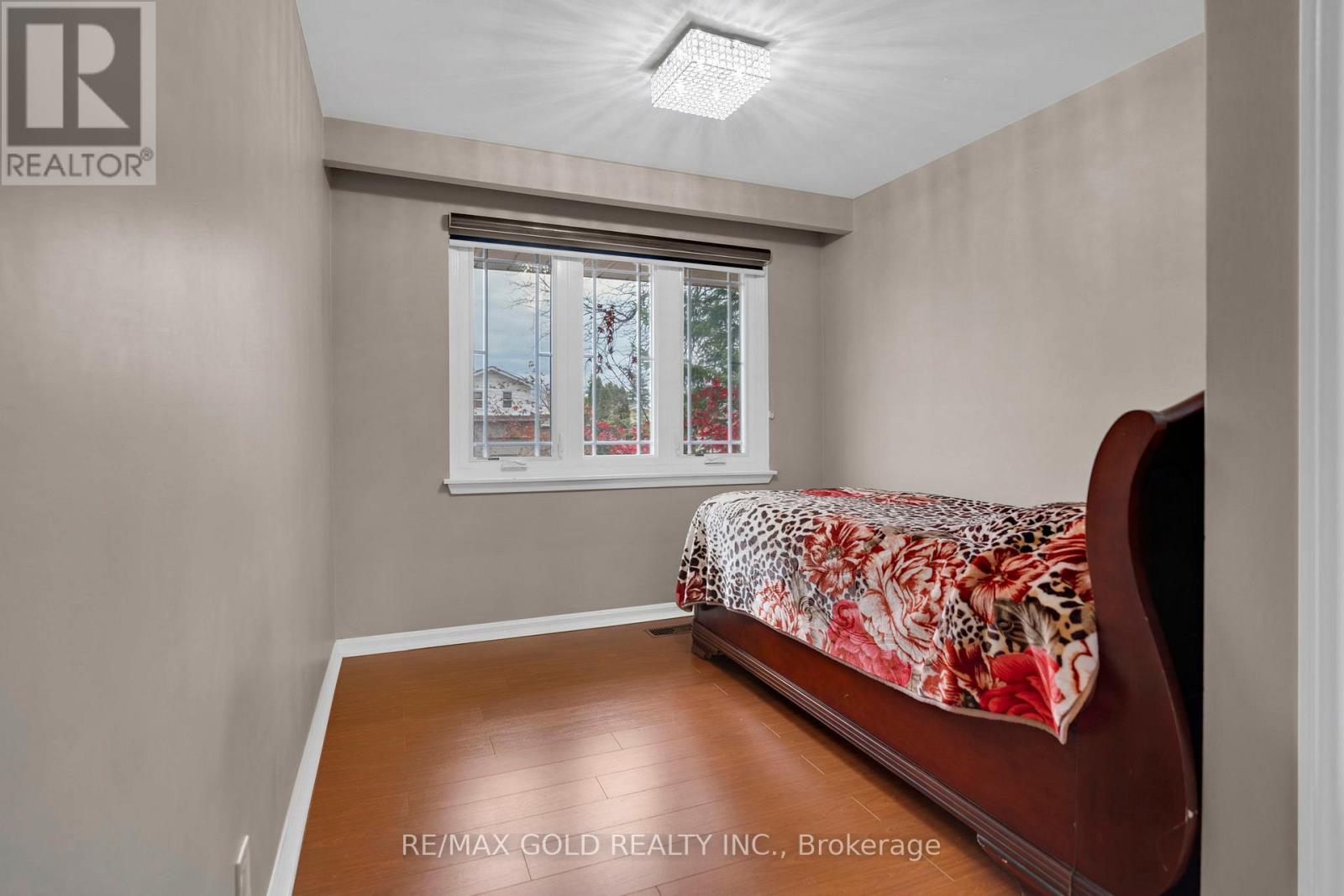 10 Eringate Road, Brampton, Ontario  L6T 3H5 - Photo 20 - W12581722