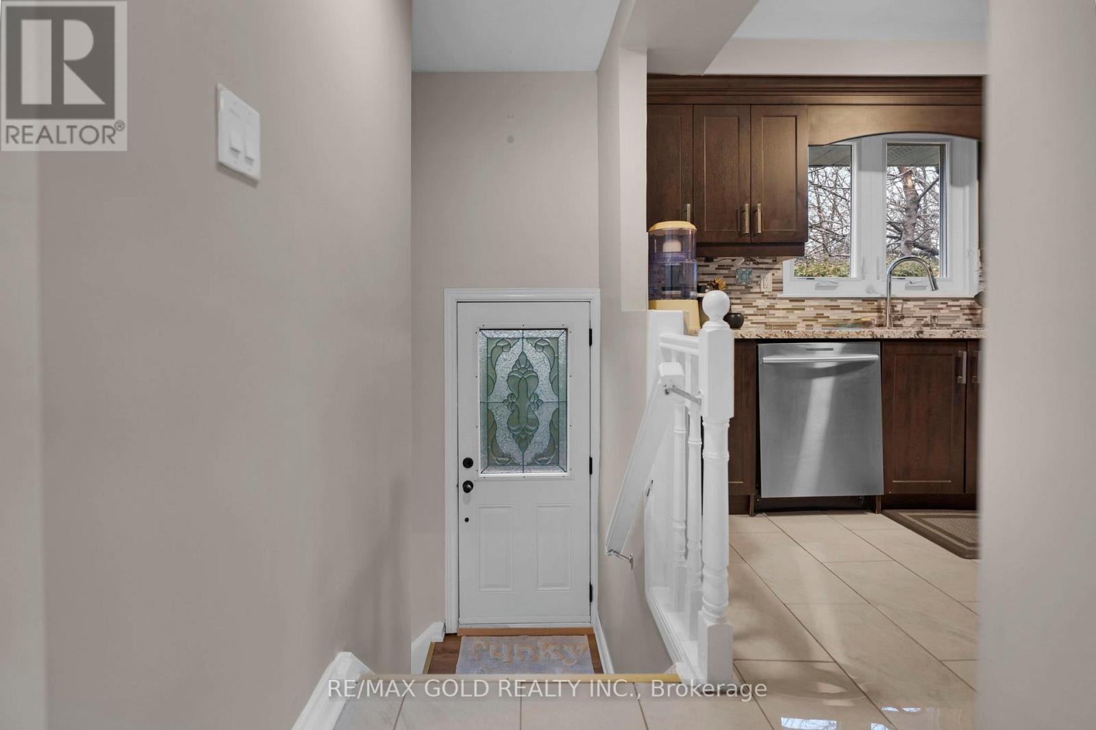 10 Eringate Road, Brampton, Ontario  L6T 3H5 - Photo 22 - W12581722