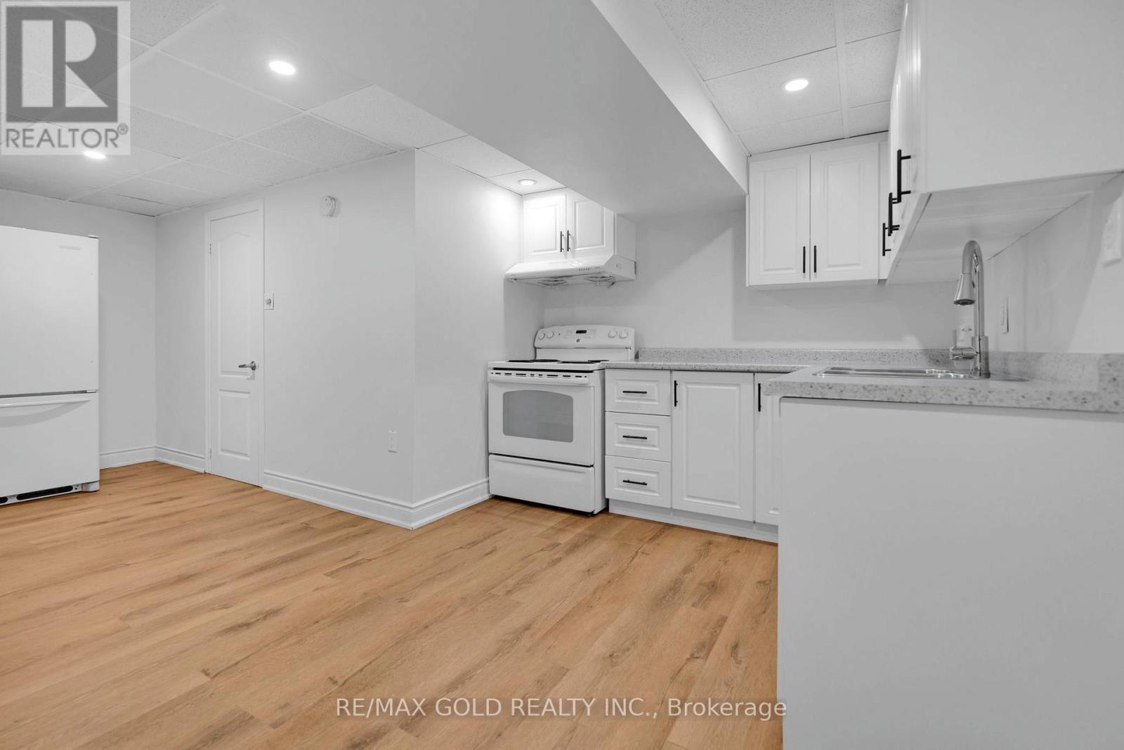 10 Eringate Road, Brampton, Ontario  L6T 3H5 - Photo 27 - W12581722