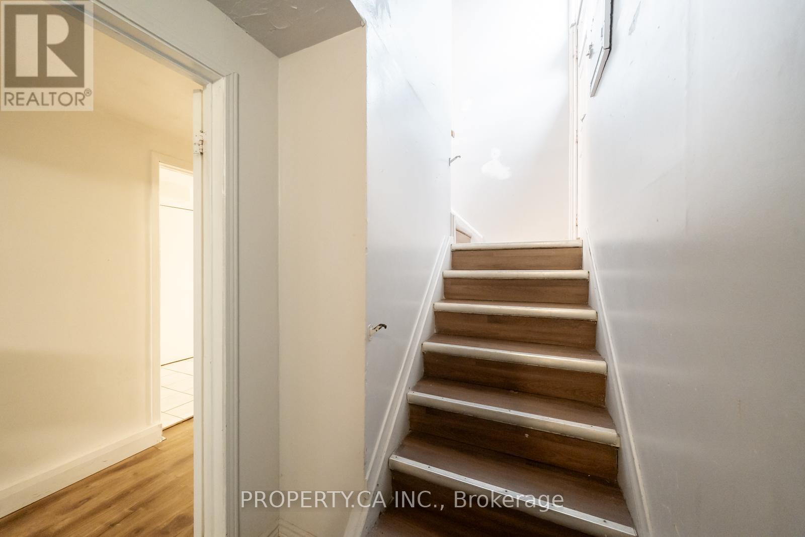 76 Ruthmar Crescent, Toronto, Ontario  M3N 2C5 - Photo 19 - W12581754