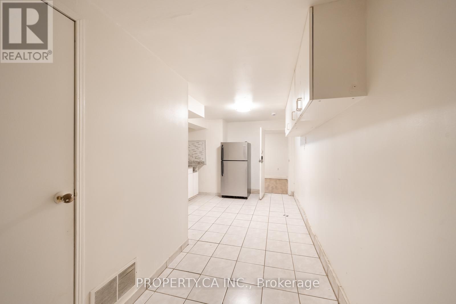 76 Ruthmar Crescent, Toronto, Ontario  M3N 2C5 - Photo 21 - W12581754