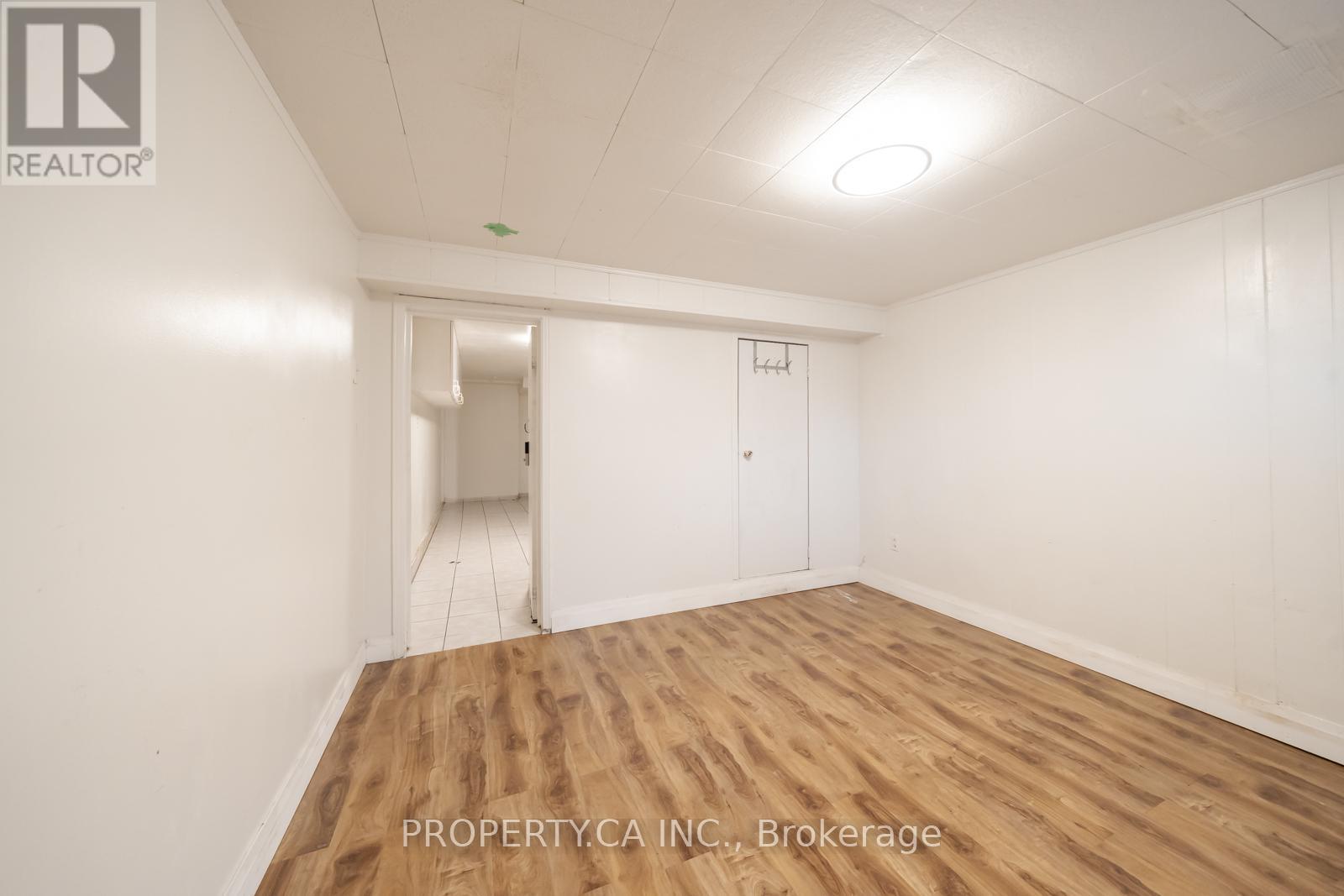 76 Ruthmar Crescent, Toronto, Ontario  M3N 2C5 - Photo 23 - W12581754