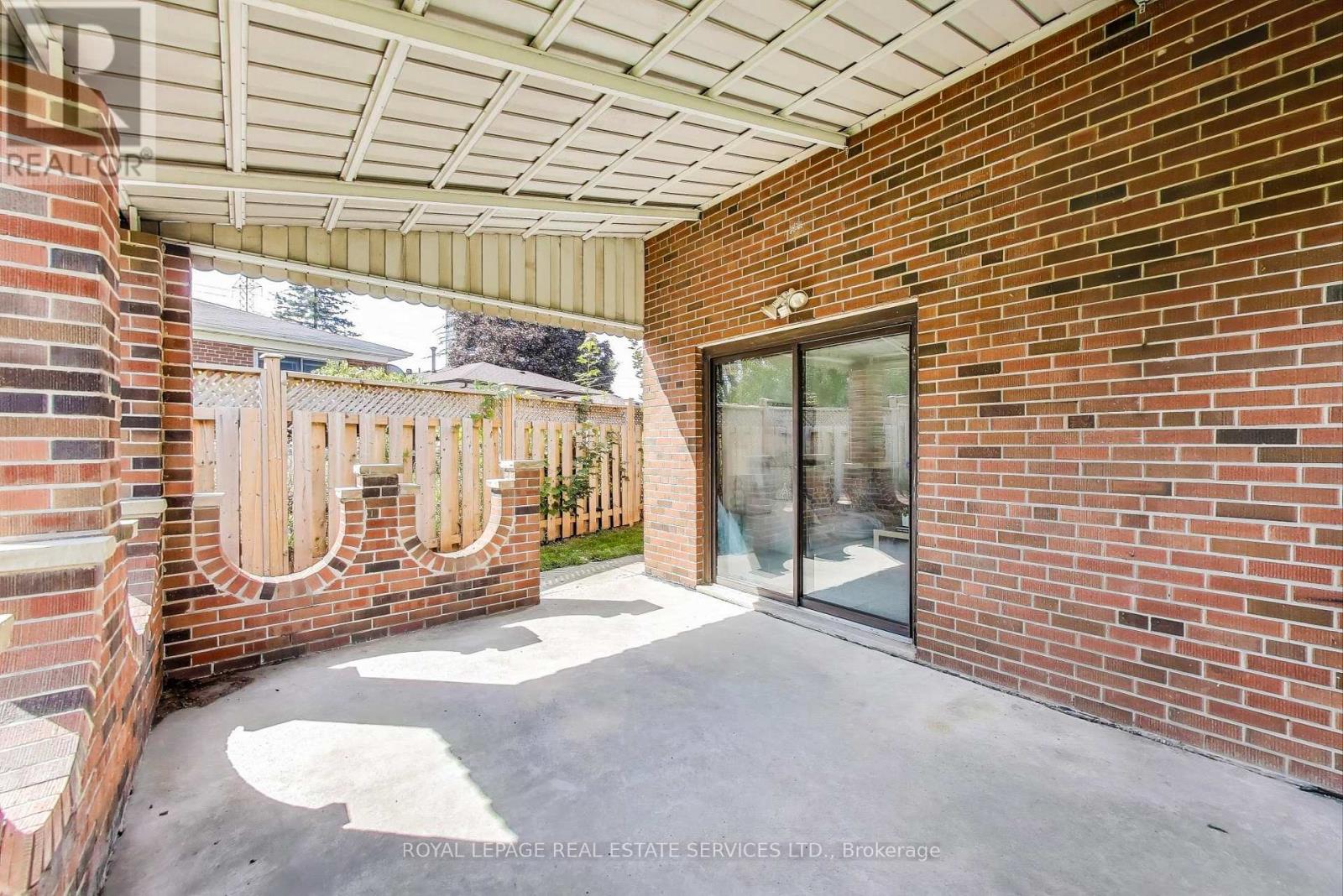 251 Driftwood Avenue, Toronto, Ontario  M3N 2N6 - Photo 21 - W12581772