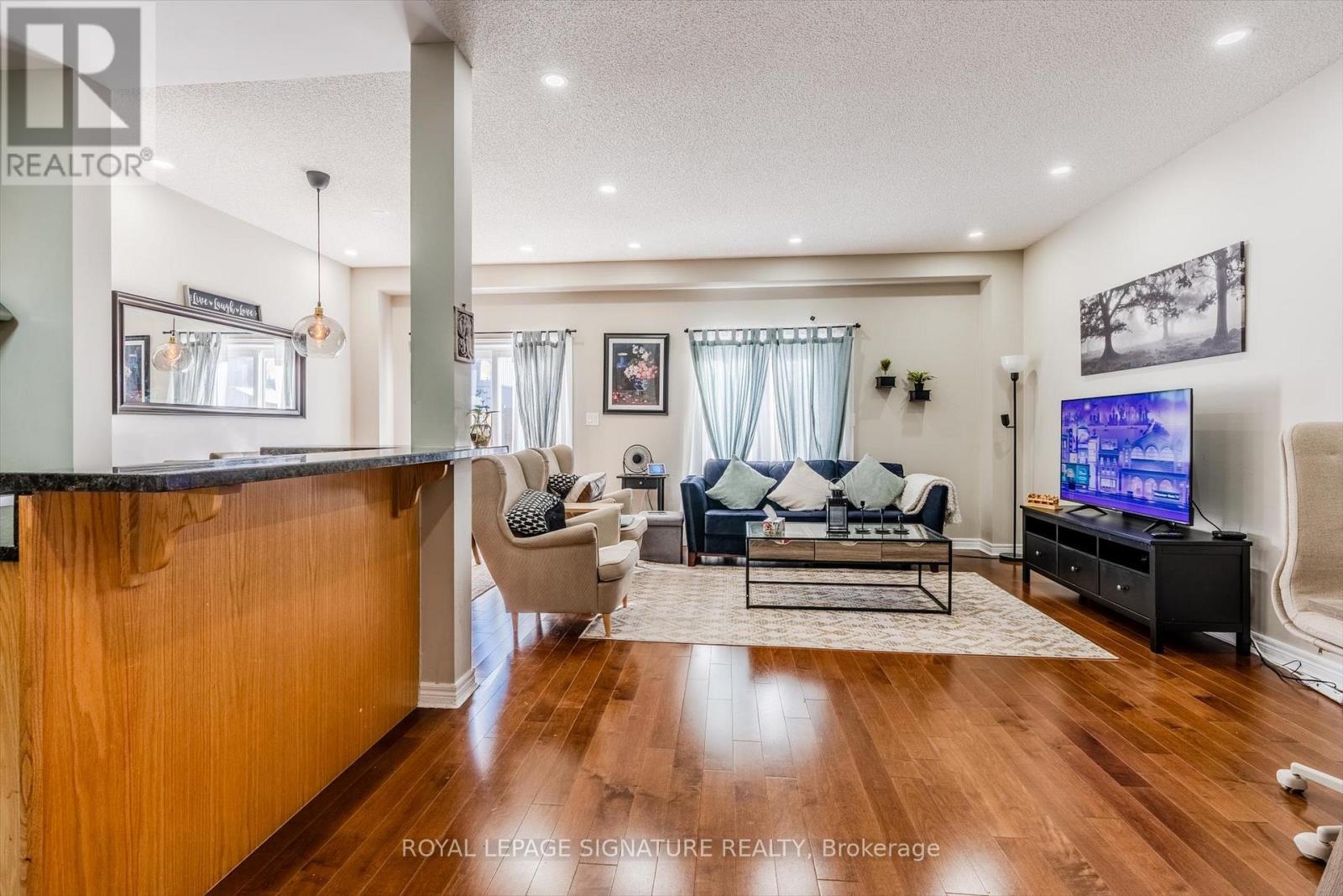 18 - 7385 Magistrate Terrace, Mississauga, Ontario  L5W 1W8 - Photo 4 - W12581774