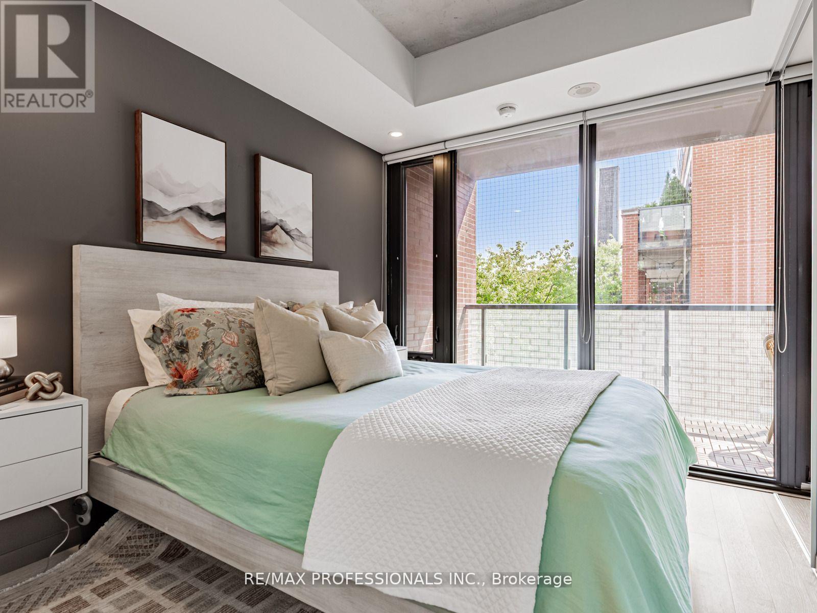 401 - 383 Sorauren Avenue, Toronto, Ontario  M6R 0A4 - Photo 26 - W12581798