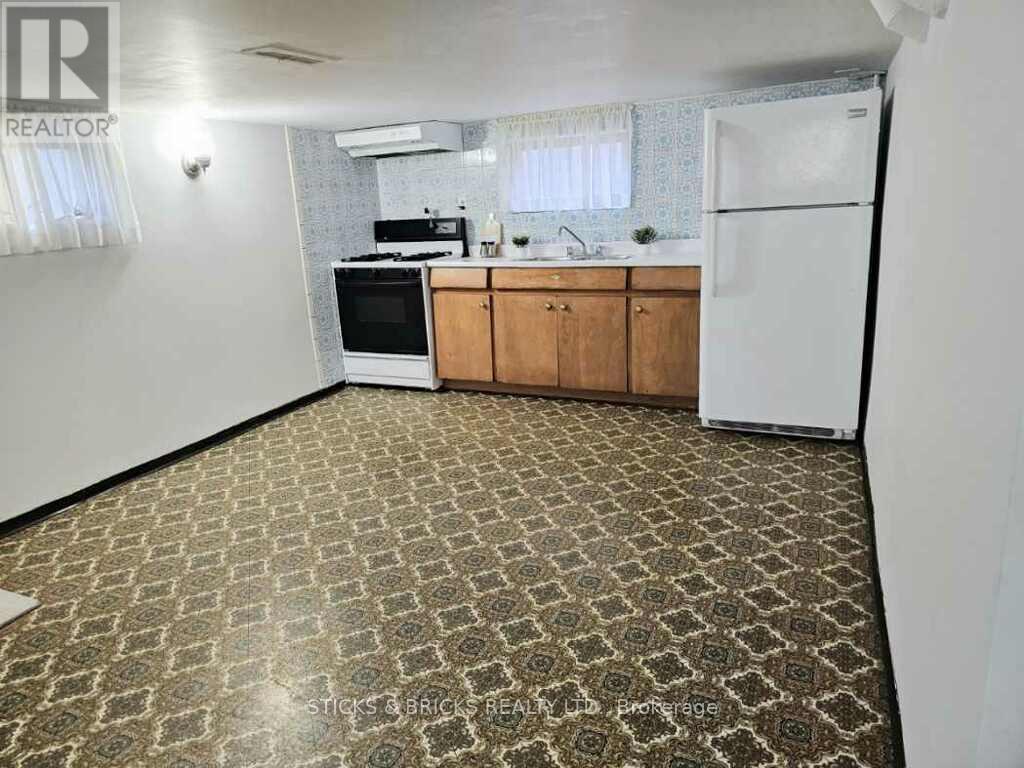 5260 Stuart Avenue, Niagara Falls, Ontario  L2E 4M8 - Photo 16 - X12581828