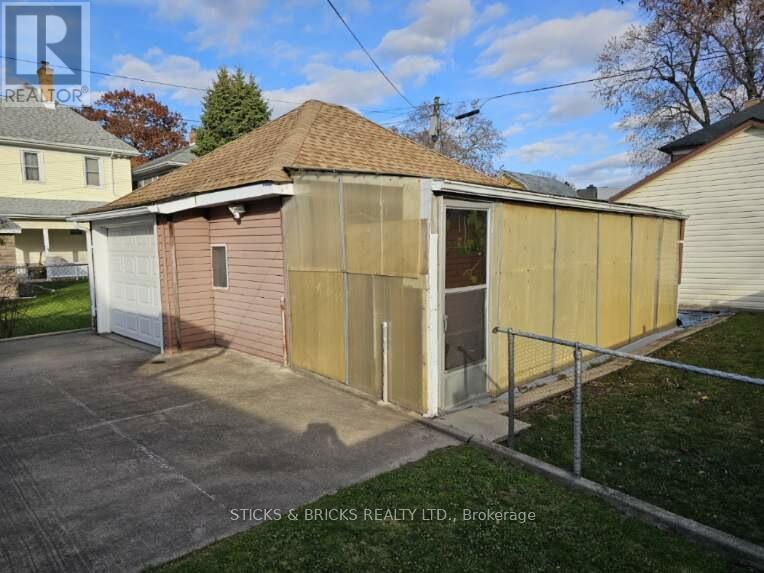 5260 Stuart Avenue, Niagara Falls, Ontario  L2E 4M8 - Photo 24 - X12581828