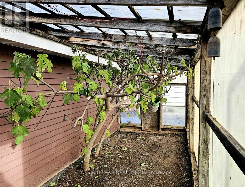 5260 Stuart Avenue, Niagara Falls, Ontario  L2E 4M8 - Photo 25 - X12581828