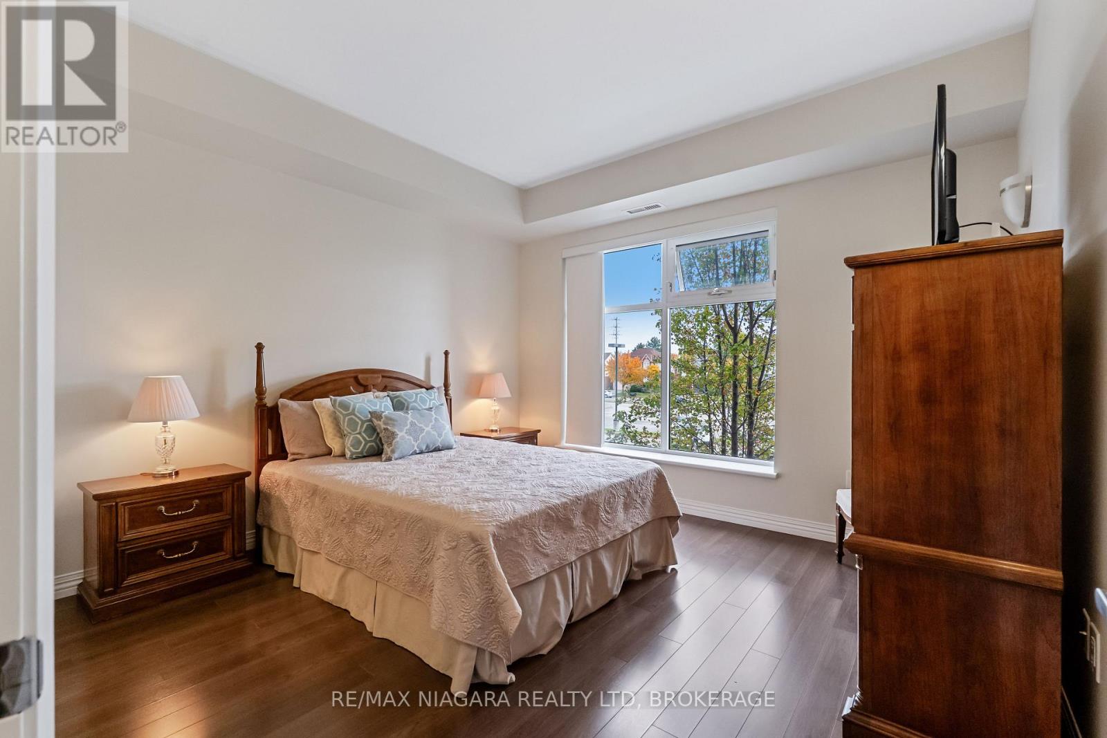 202 - 141 Vansickle Road, St. Catharines, Ontario  L2S 0E5 - Photo 12 - X12581850