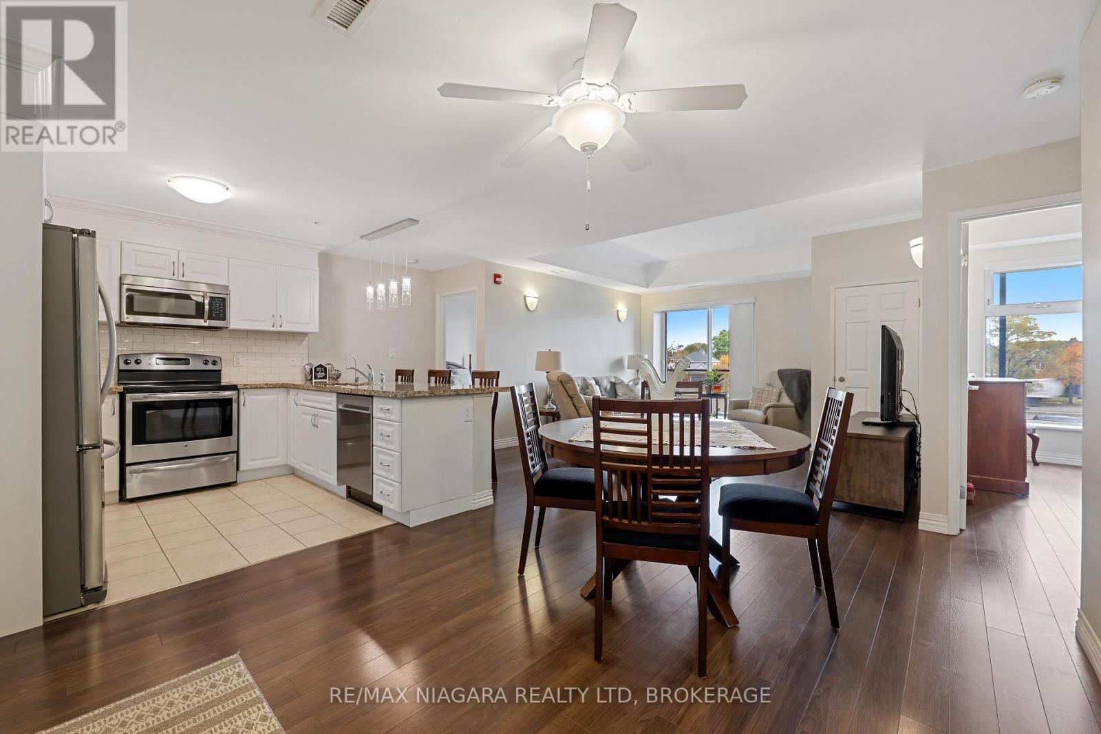 202 - 141 Vansickle Road, St. Catharines, Ontario  L2S 0E5 - Photo 5 - X12581850