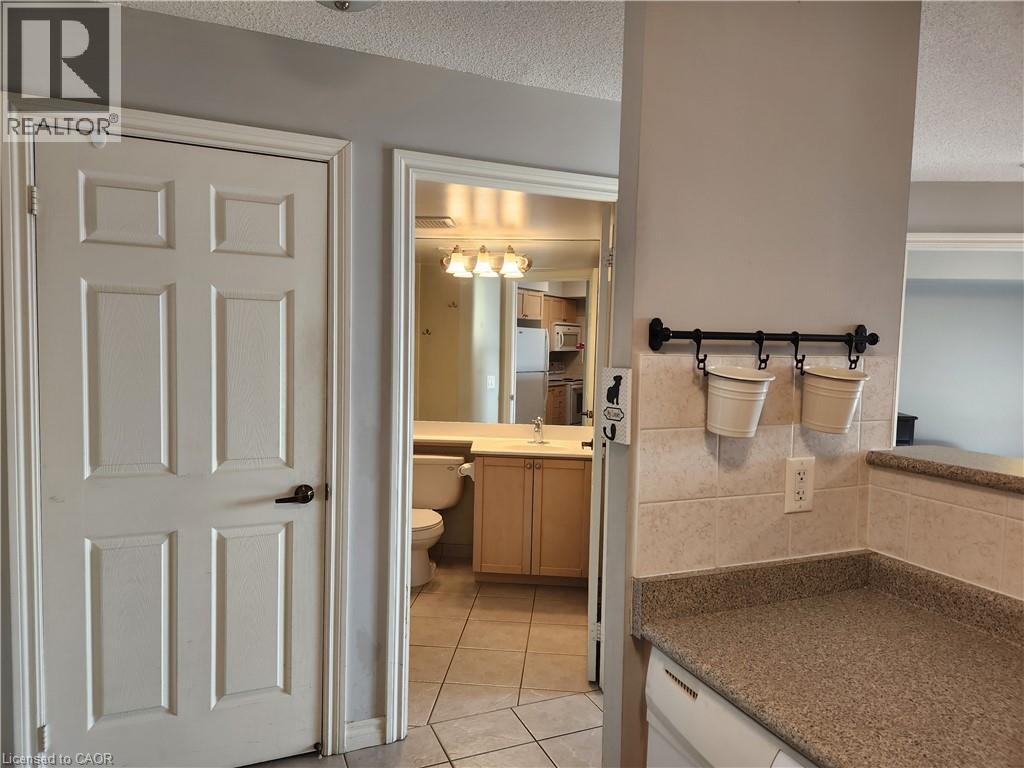 700 Humberwood Boulevard Unit# 2922, Etobicoke, Ontario  M9W 7J4 - Photo 8 - 40790931