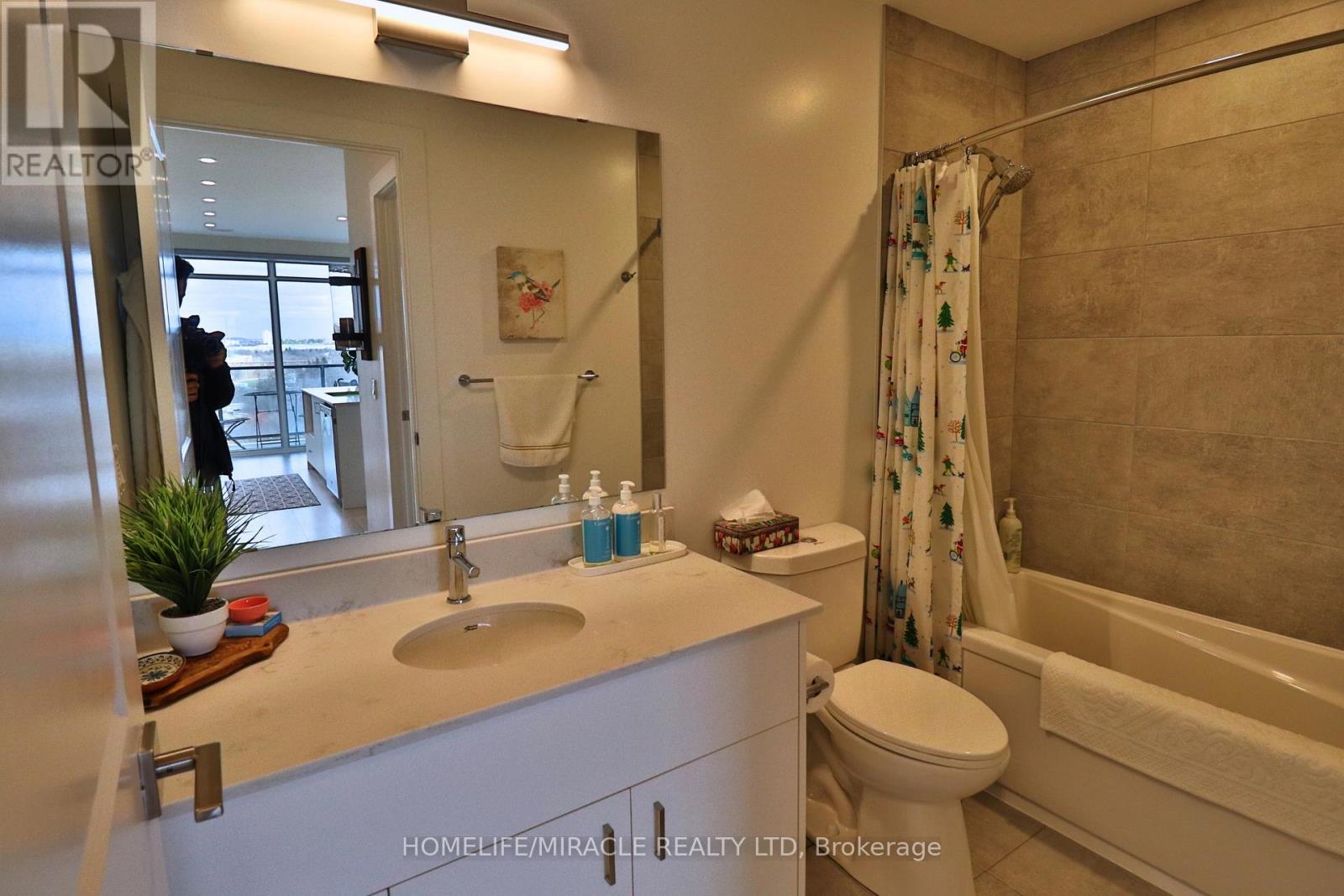 1502 - 15 Glebe Street, Cambridge, Ontario  N1S 2L8 - Photo 4 - X12548728