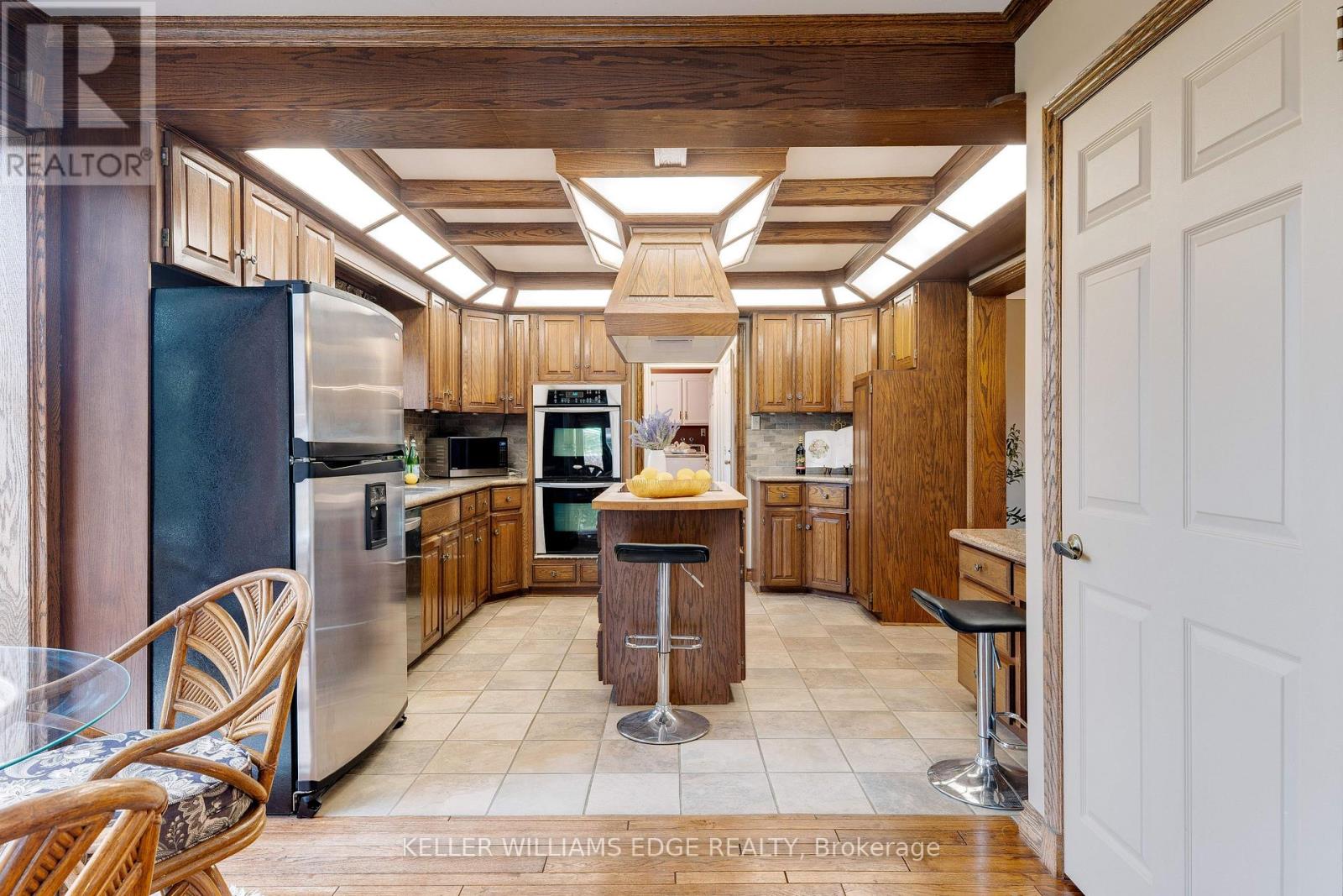 55 Kirby Avenue, Hamilton, Ontario  L9H 6H6 - Photo 14 - X12581562