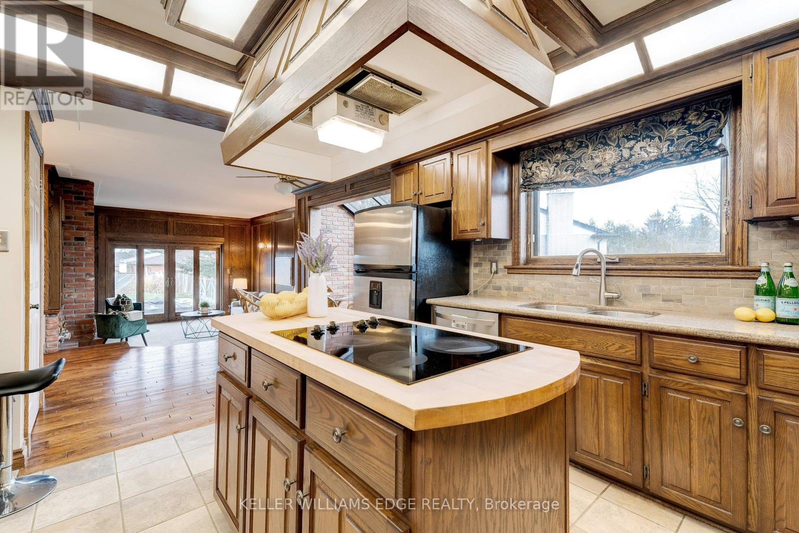 55 Kirby Avenue, Hamilton, Ontario  L9H 6H6 - Photo 17 - X12581562