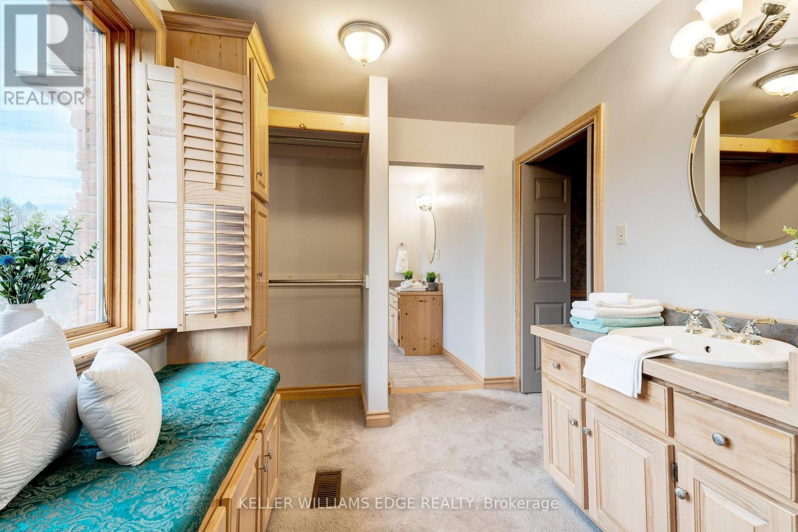 55 Kirby Avenue, Hamilton, Ontario  L9H 6H6 - Photo 24 - X12581562