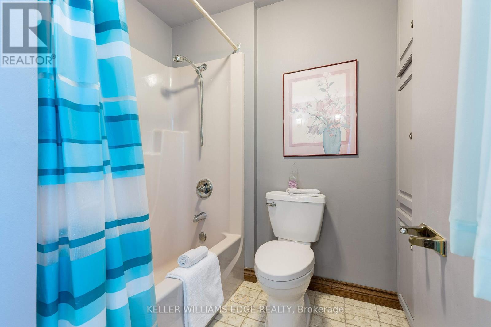 55 Kirby Avenue, Hamilton, Ontario  L9H 6H6 - Photo 29 - X12581562