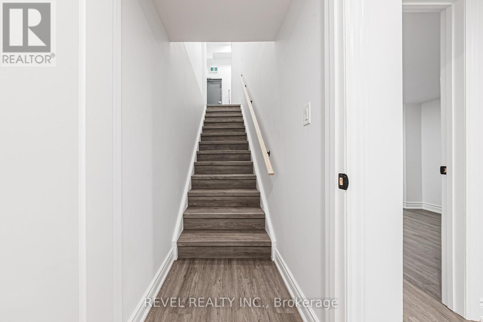 1127 Main Street E, Hamilton, Ontario  L8M 1P2 - Photo 45 - X12581612