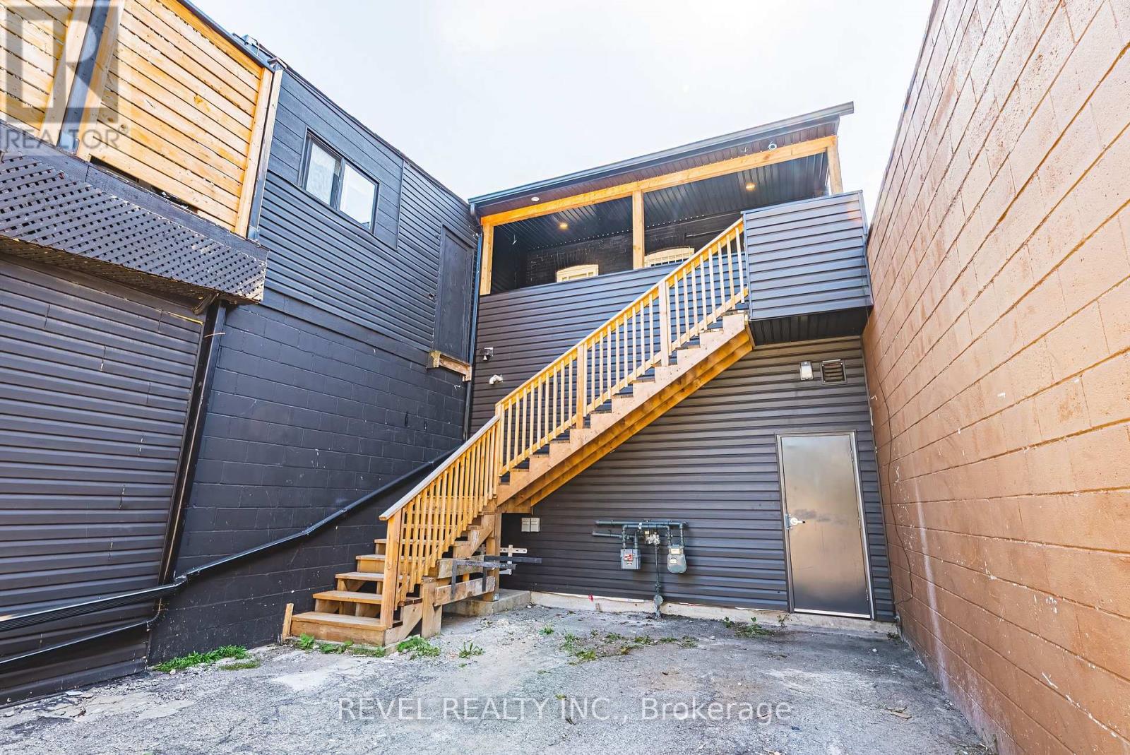 1127 Main Street E, Hamilton, Ontario  L8M 1P2 - Photo 47 - X12581612