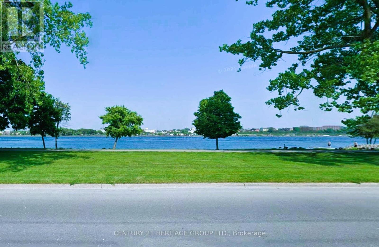 203 Niagara Boulevard, Fort Erie, Ontario  L2A 3G7 - Photo 6 - X12581716