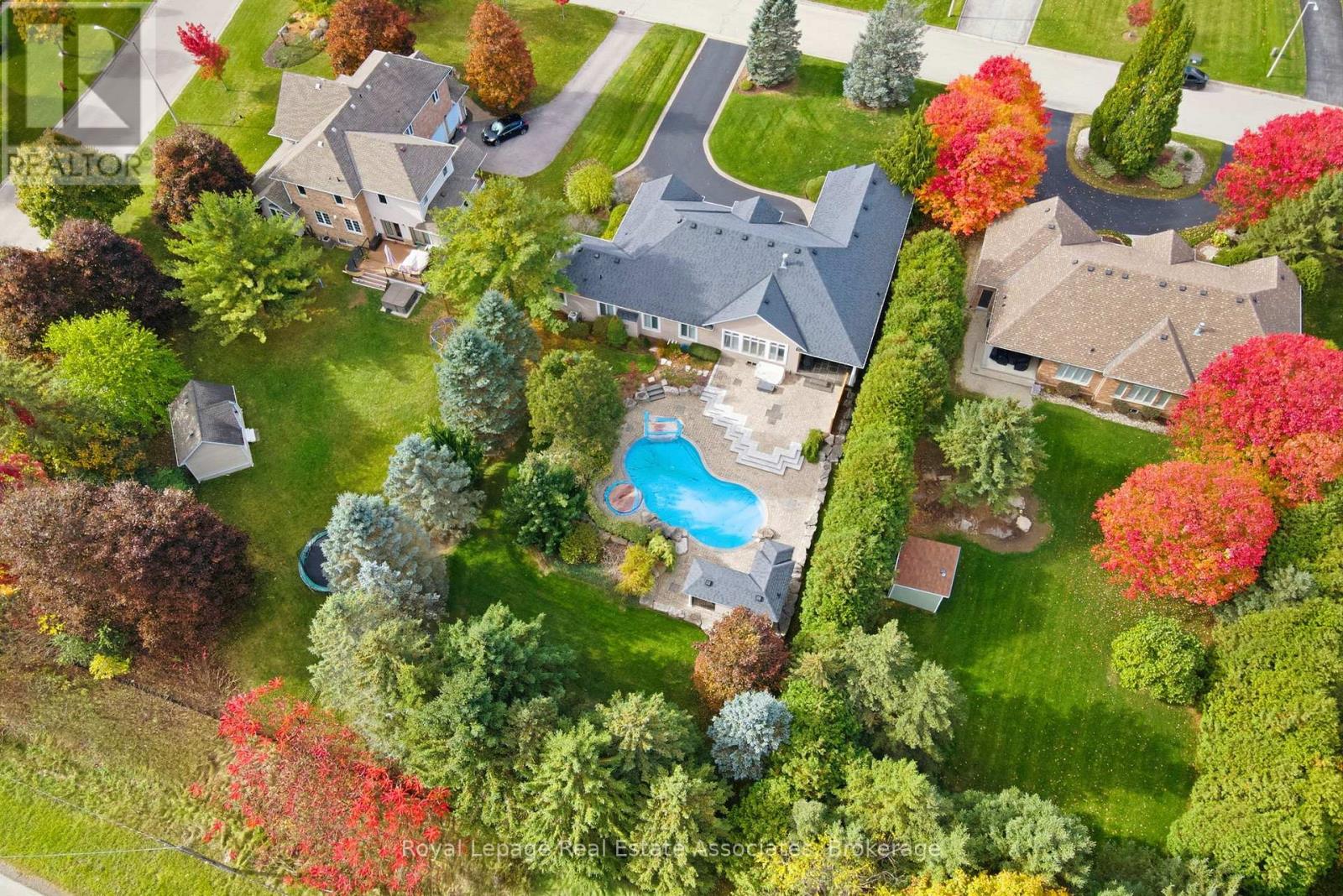 7 Appaloosa Trail, Hamilton, Ontario  L0R 1H3 - Photo 2 - X12581744