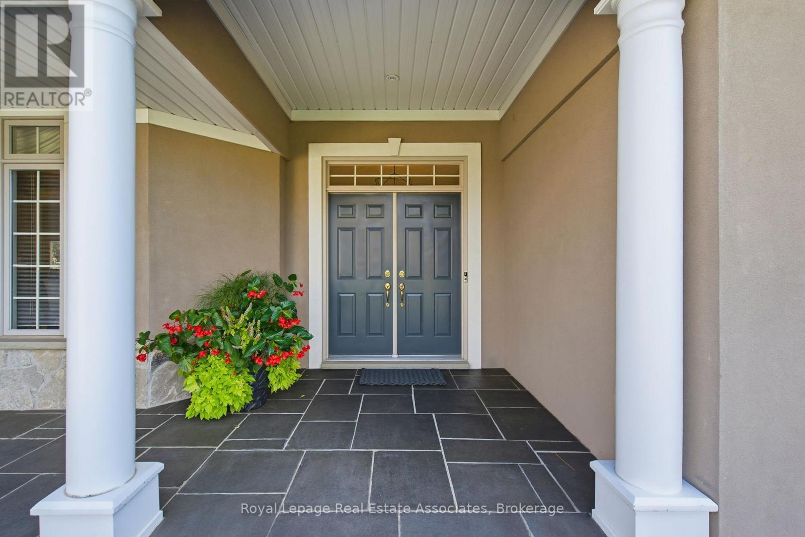 7 Appaloosa Trail, Hamilton, Ontario  L0R 1H3 - Photo 6 - X12581744