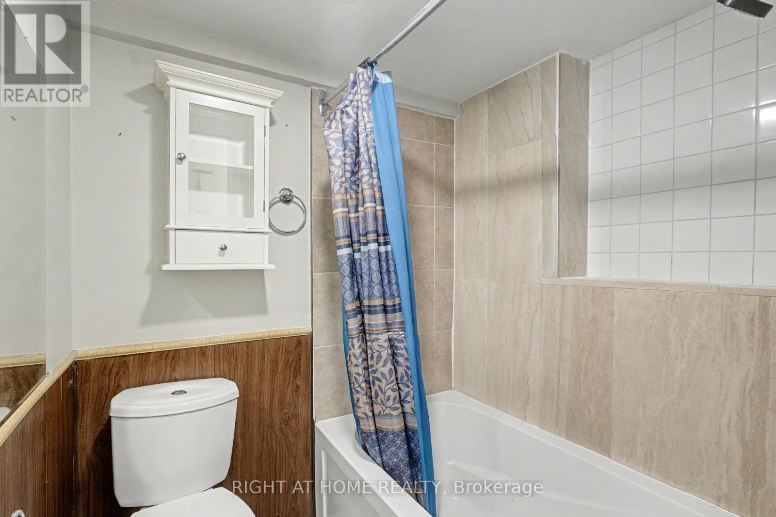 522 Cannon Street E, Hamilton, Ontario  L8L 2E8 - Photo 13 - X12581818