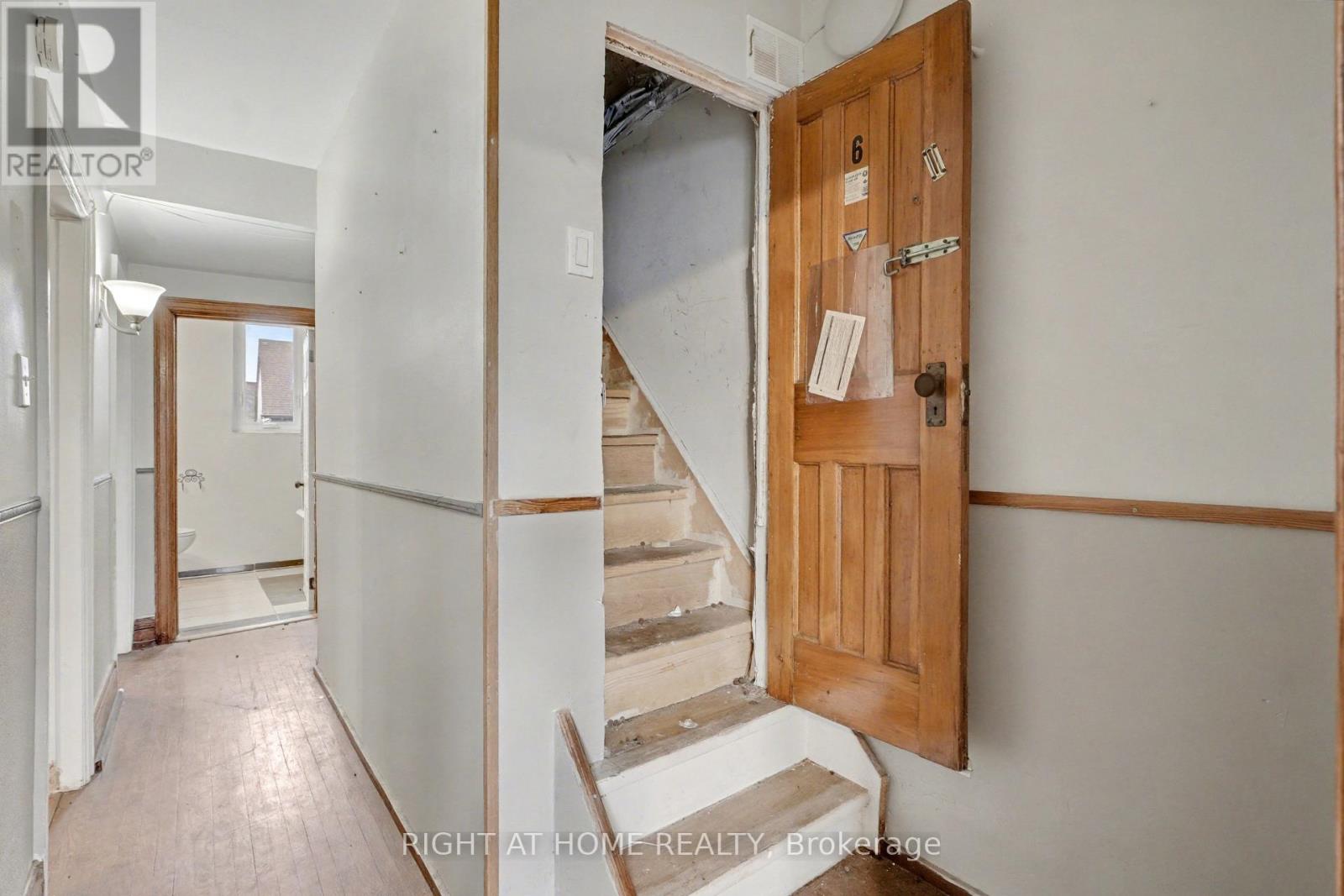 522 Cannon Street E, Hamilton, Ontario  L8L 2E8 - Photo 27 - X12581818