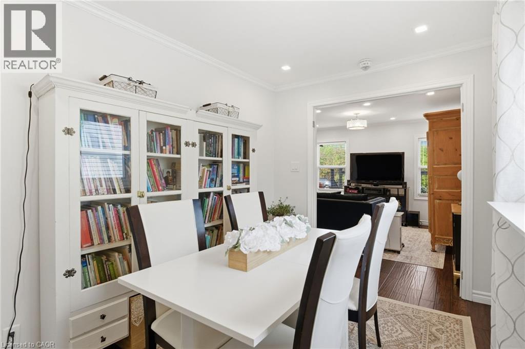 564 Walmer Road, Hamilton, Ontario  L8H 3E7 - Photo 12 - 40784063