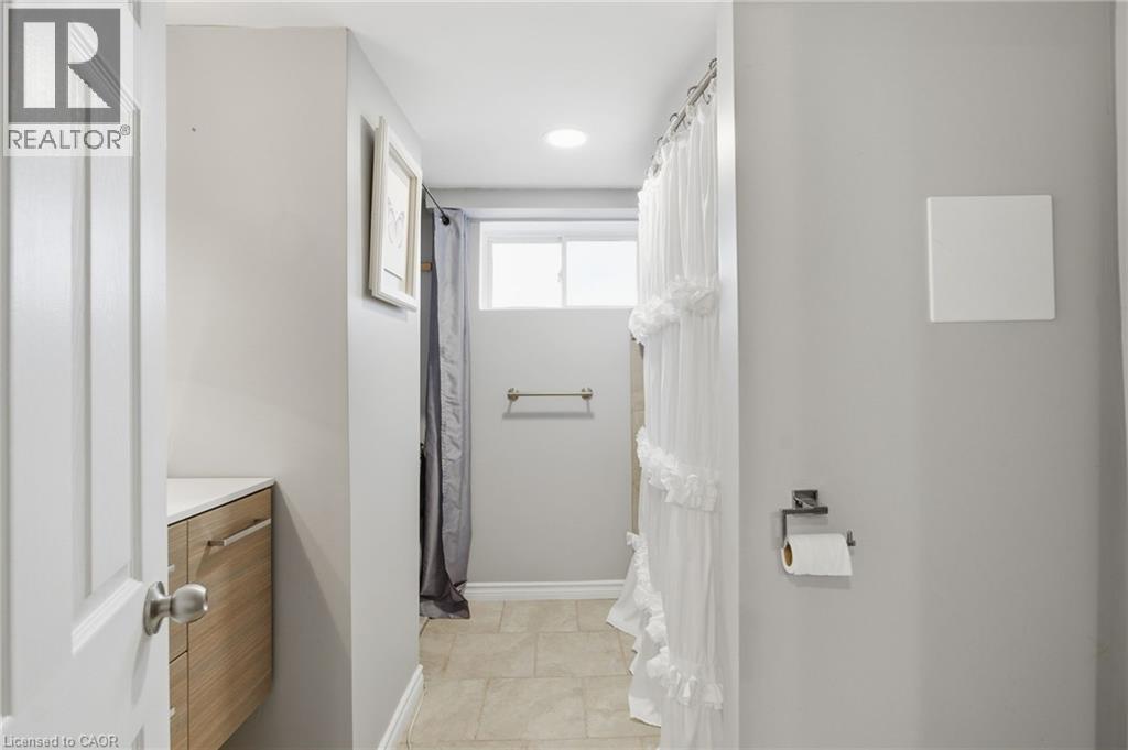 564 Walmer Road, Hamilton, Ontario  L8H 3E7 - Photo 24 - 40784063