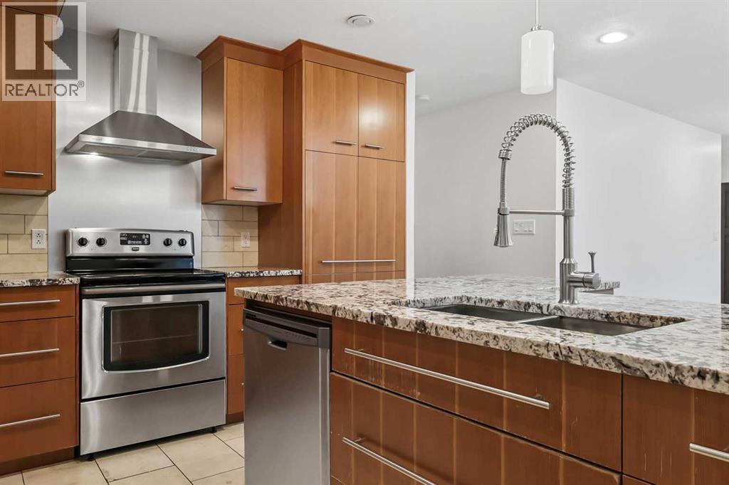 303 40 Street Sw, Calgary, Alberta  T3C 1V9 - Photo 5 - A2268837