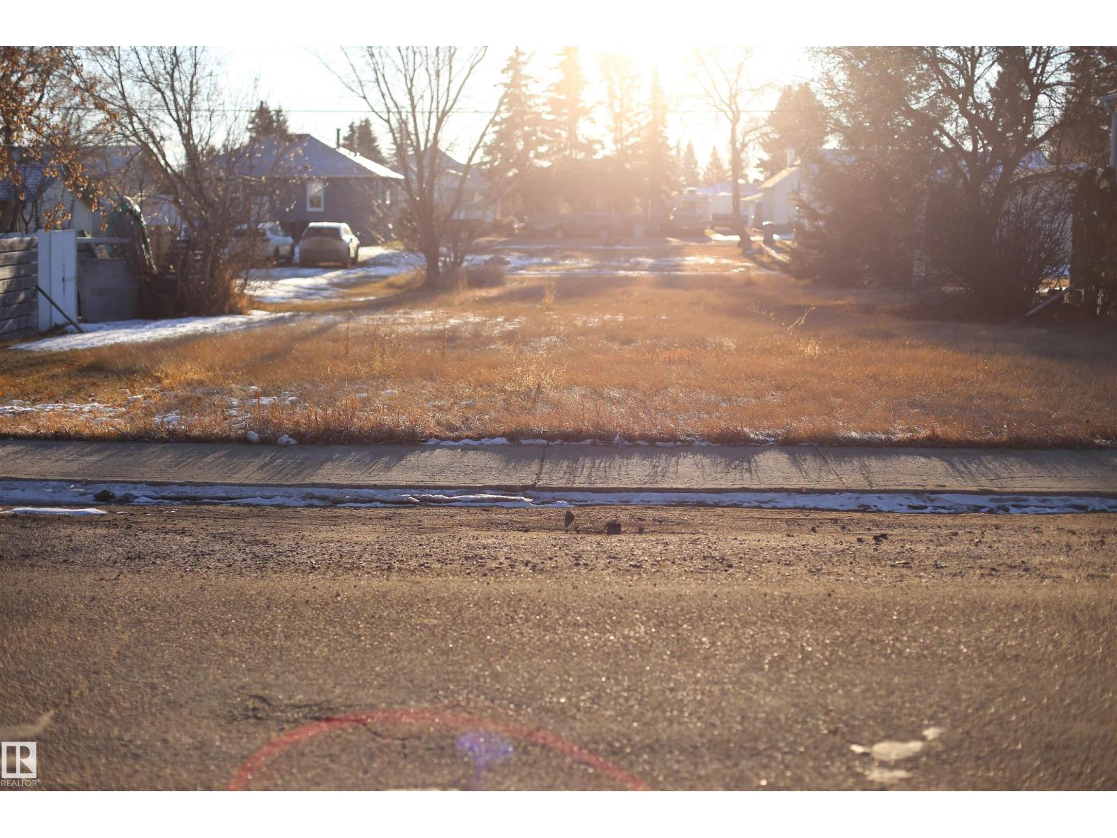 5211 53 Ave, Mundare, Alberta  T0B 3H0 - Photo 2 - E4466857