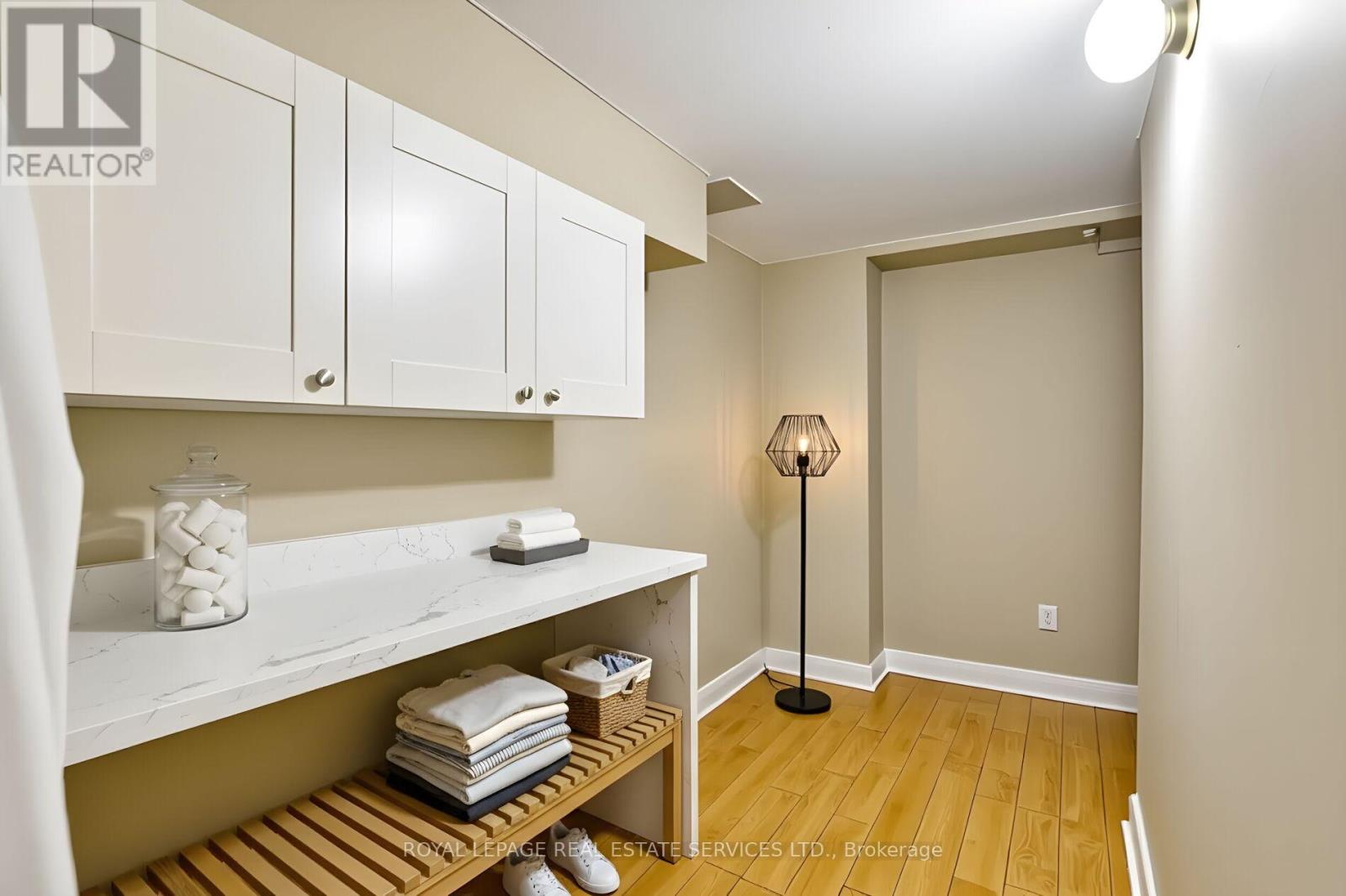 3137 Countess Crescent, Mississauga, Ontario  L5M 0E1 - Photo 32 - W12468492